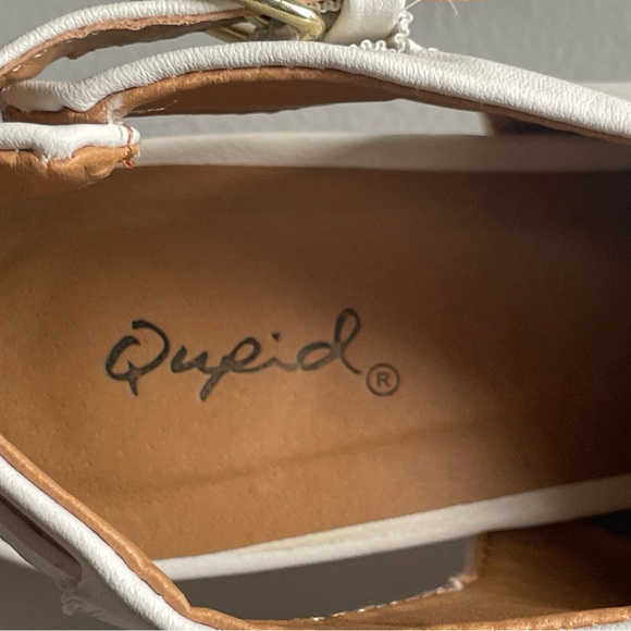 White peep toe bootie heels. 3 inches. - Picture 3 of 4